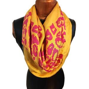 Vintage HAULIVETRIGERE Pauline Trigère Yellow-Gold Pink Leopard Print Lg Scarf